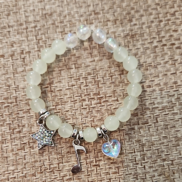 Jewelry - Elegant Silver and Cream Charm Bracelet